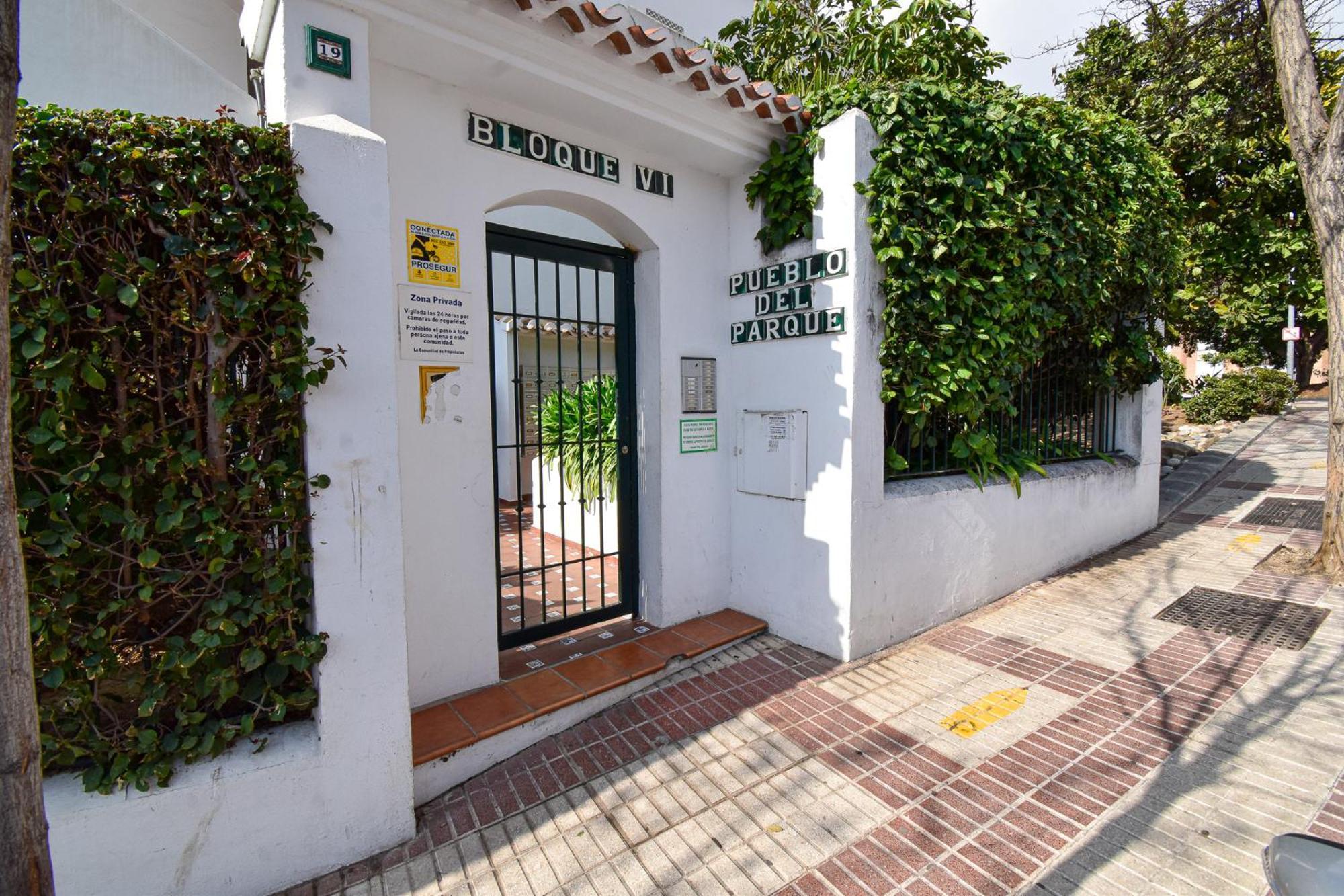 Urb Pueblo Del Parque, Luxury 2 Bedroom Apartment. Fantastic Central Location. Benalmádena Εξωτερικό φωτογραφία